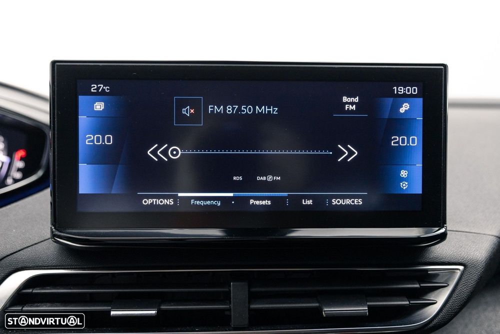 Peugeot 5008 1.5 BlueHDi Allure EAT8 - 34