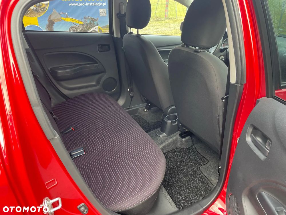 Mitsubishi Space Star - 9