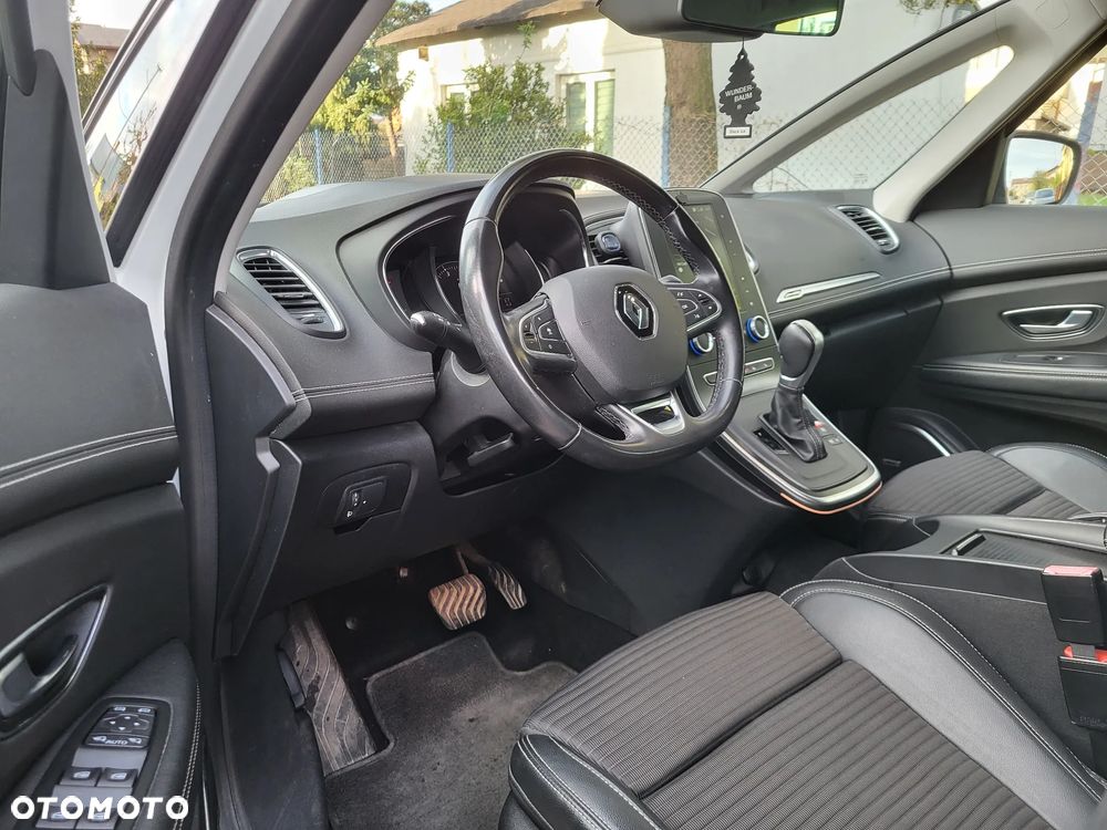 Renault Scenic - 9