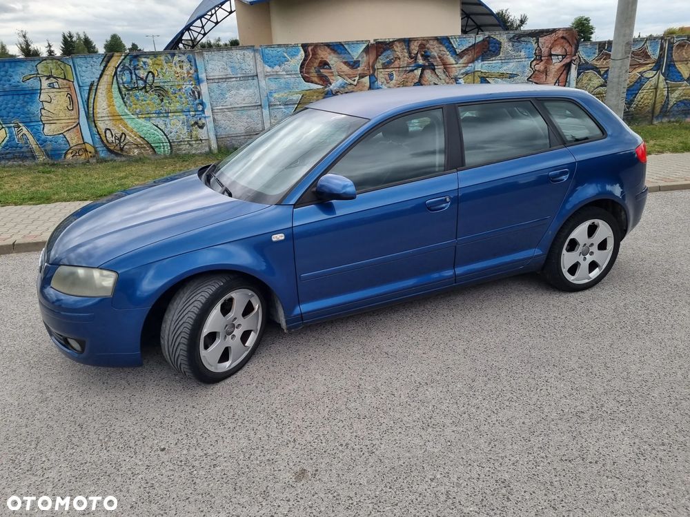 Audi A3 Sportback 1.6 FSI Ambiente - 9