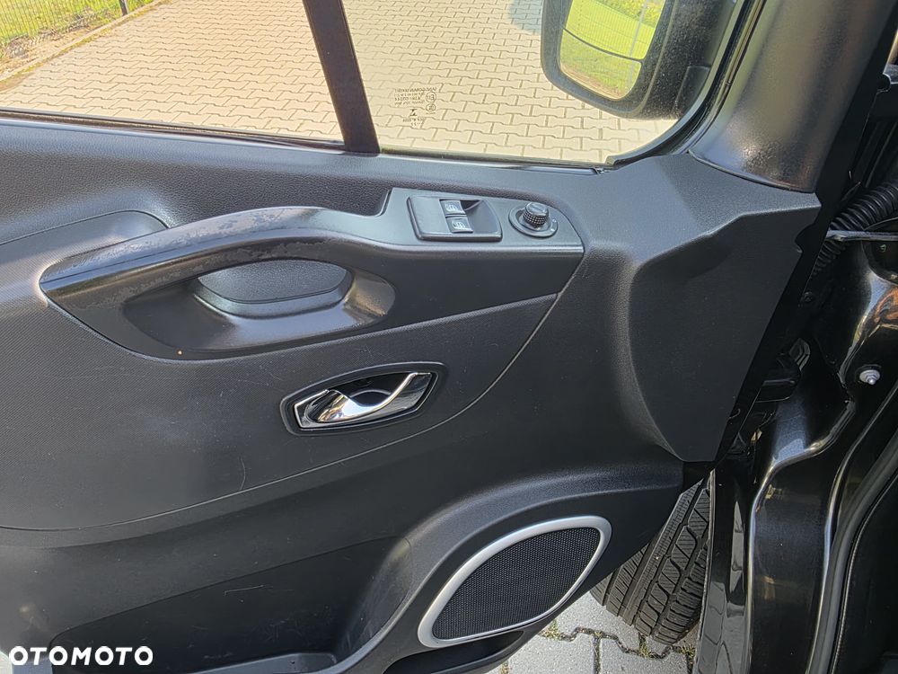Opel Vivaro 1.6 D L2H1 S&S Tourer - 19