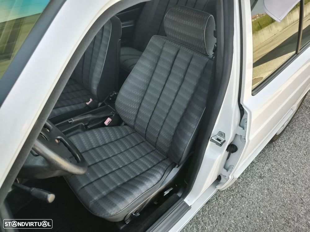 Mercedes-Benz W201 (1982-1993) 190 E 1.8 - 25