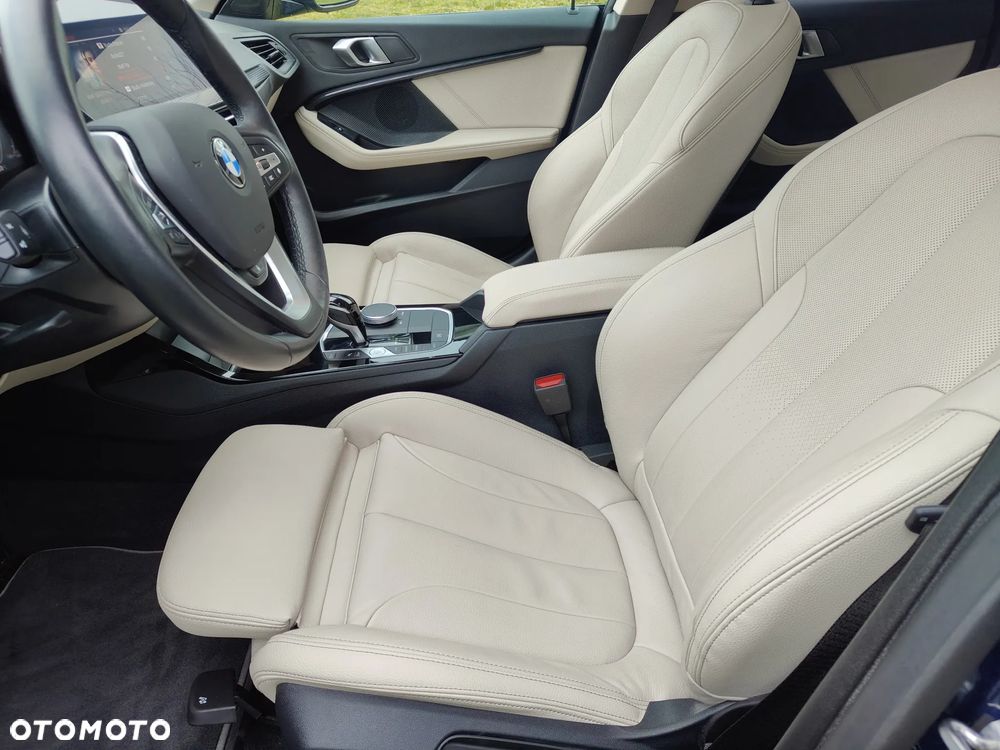 BMW Seria 2 218d Sport-Aut Sport Line - 20