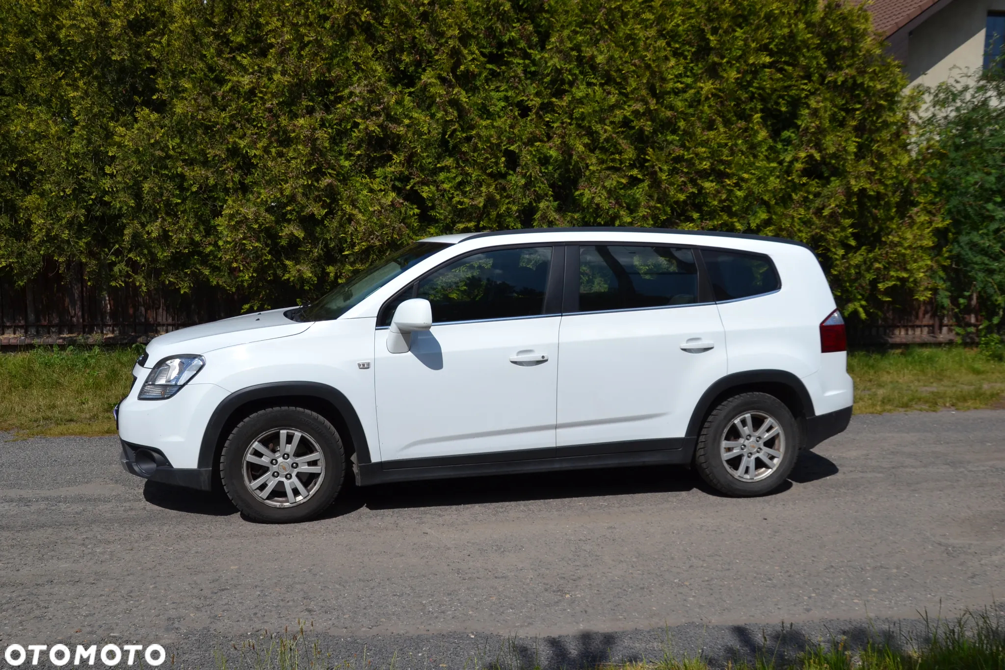 Chevrolet Orlando - 21