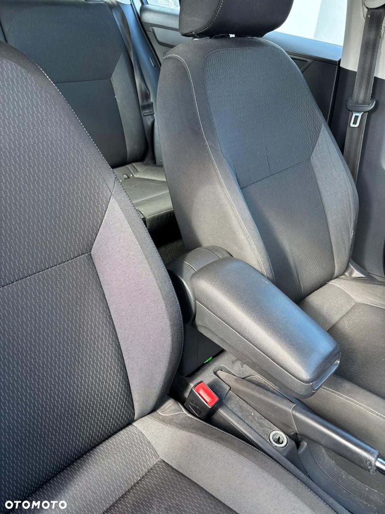 Skoda RAPID 1.4 TDI DPF Ambition - 10