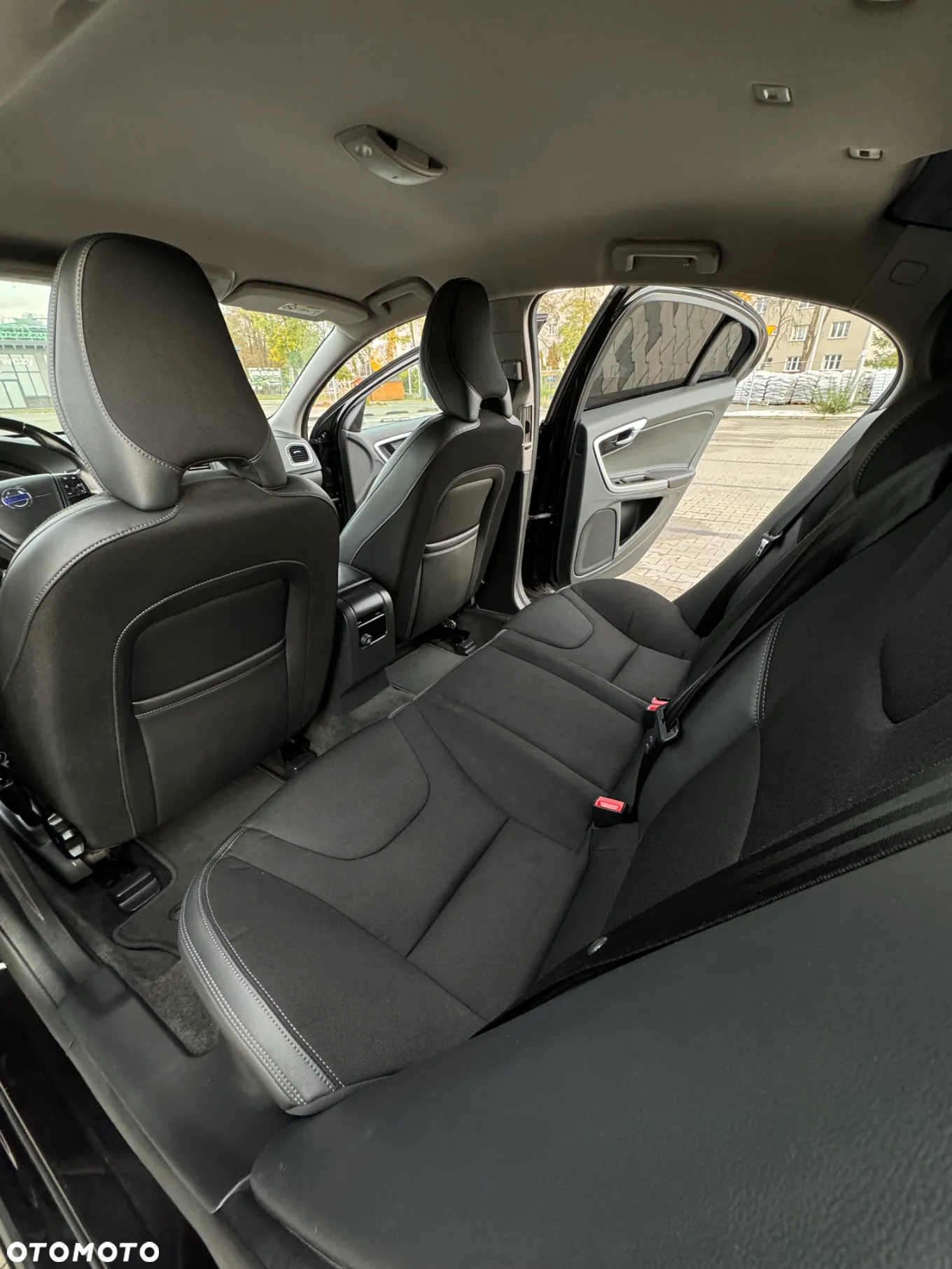 Volvo S60 D4 Drive-E Momentum - 5
