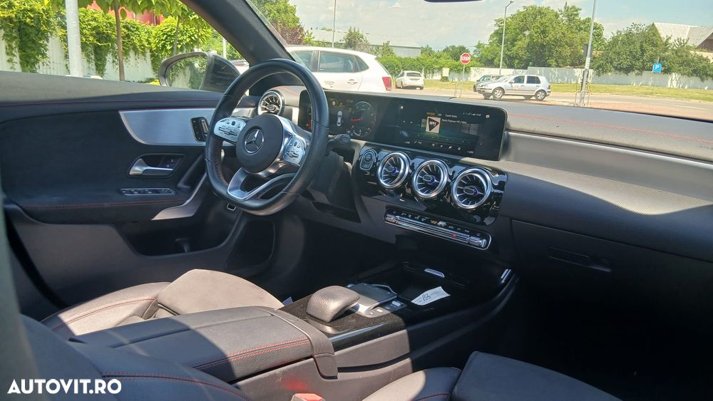 Mercedes-Benz CLA 180 7G-DCT Edition AMG Line - 9