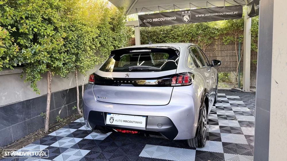 Peugeot e-208 50 kWh Active Pack - 8