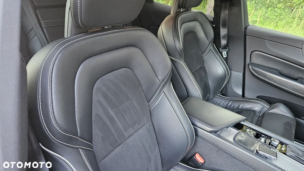 Volvo XC 60 D5 AWD Geartronic RDesign - 11
