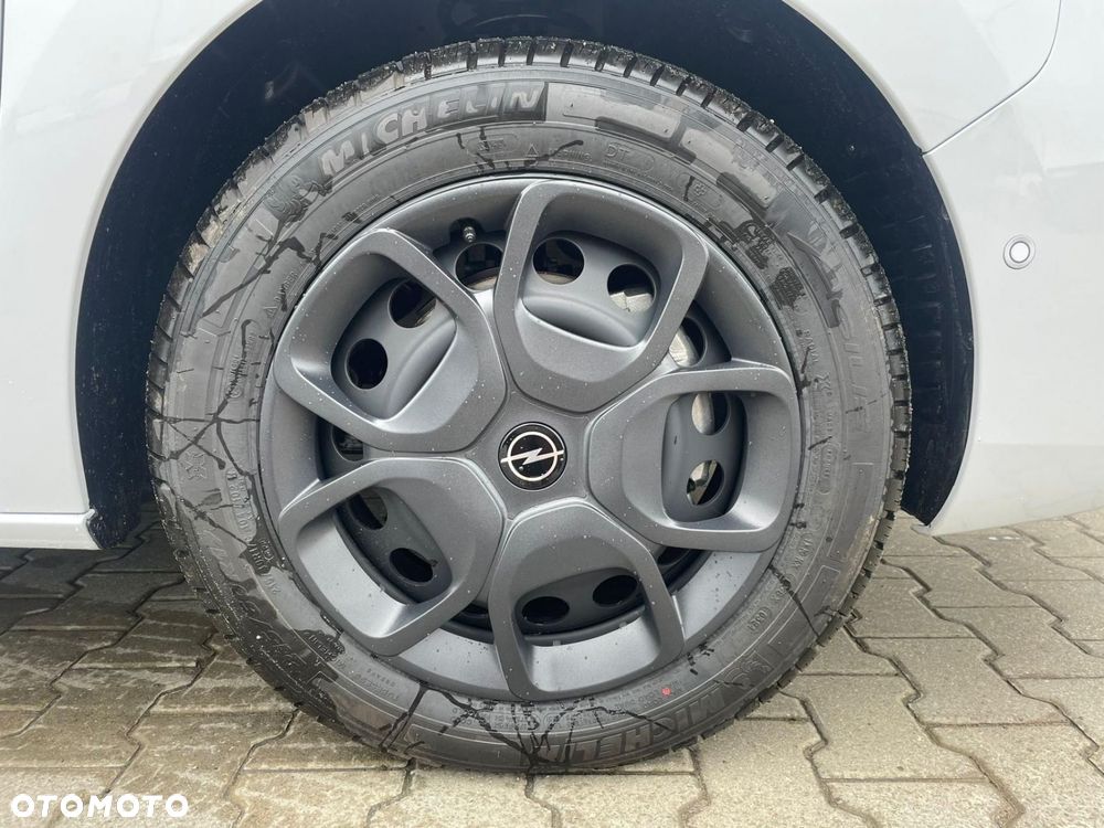 Opel Vivaro - 18