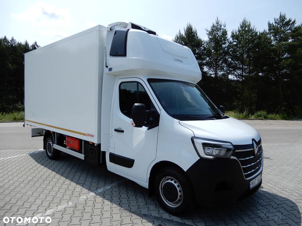 Renault Master 2.3 dCi 163 Km Chłodnia -20*C +30*C Funkcja Grzania Zasilanie V230 Izoterma 4.20 Cm 8 E.Palet Kabina Sypialniana WEBASTO Zawieszenie WZMACNIANE GWARANCJA FABRYCZNA - 8