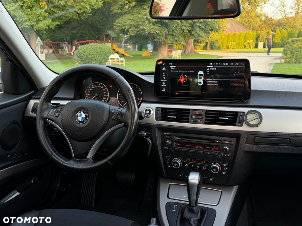 BMW Seria 3 320d - 11