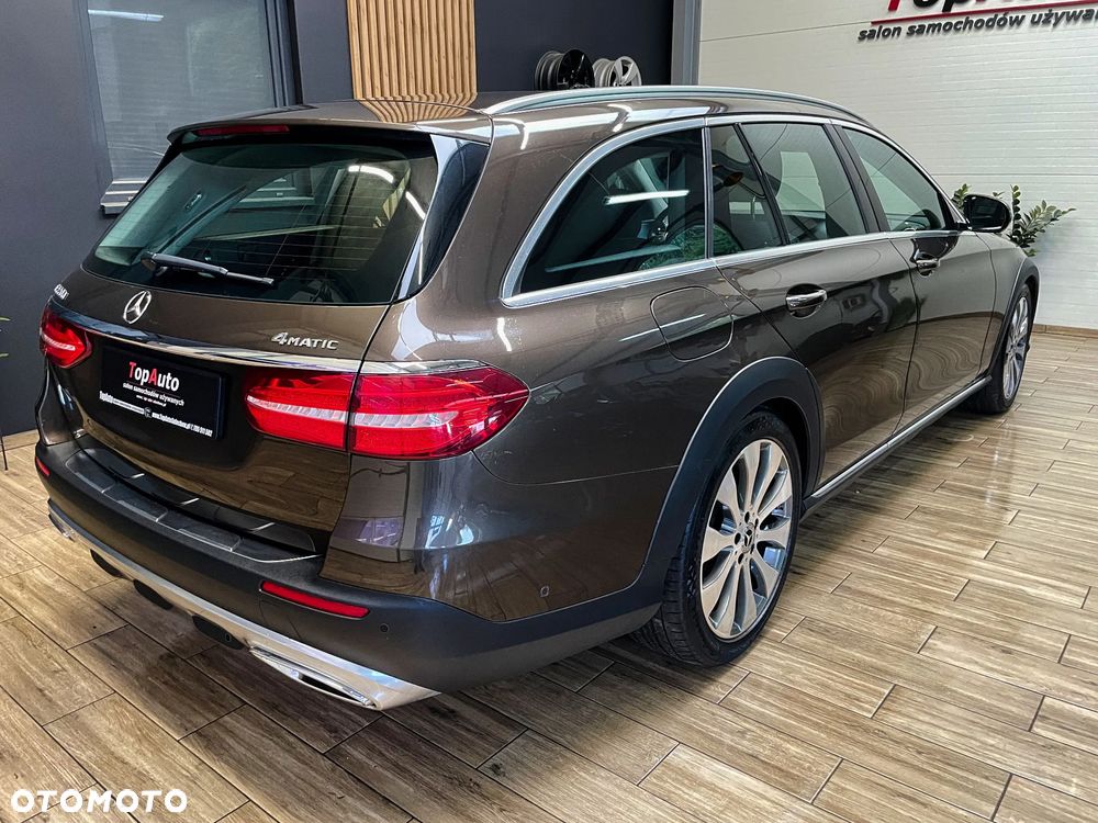 Mercedes-Benz Klasa E 220 d 4-Matic 9G-TRONIC - 9