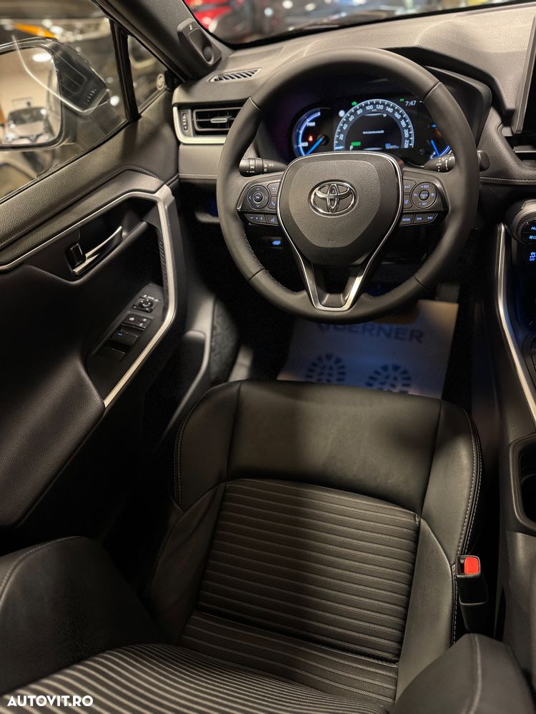 Toyota RAV4 2.5 4x4 Black Edition - 11