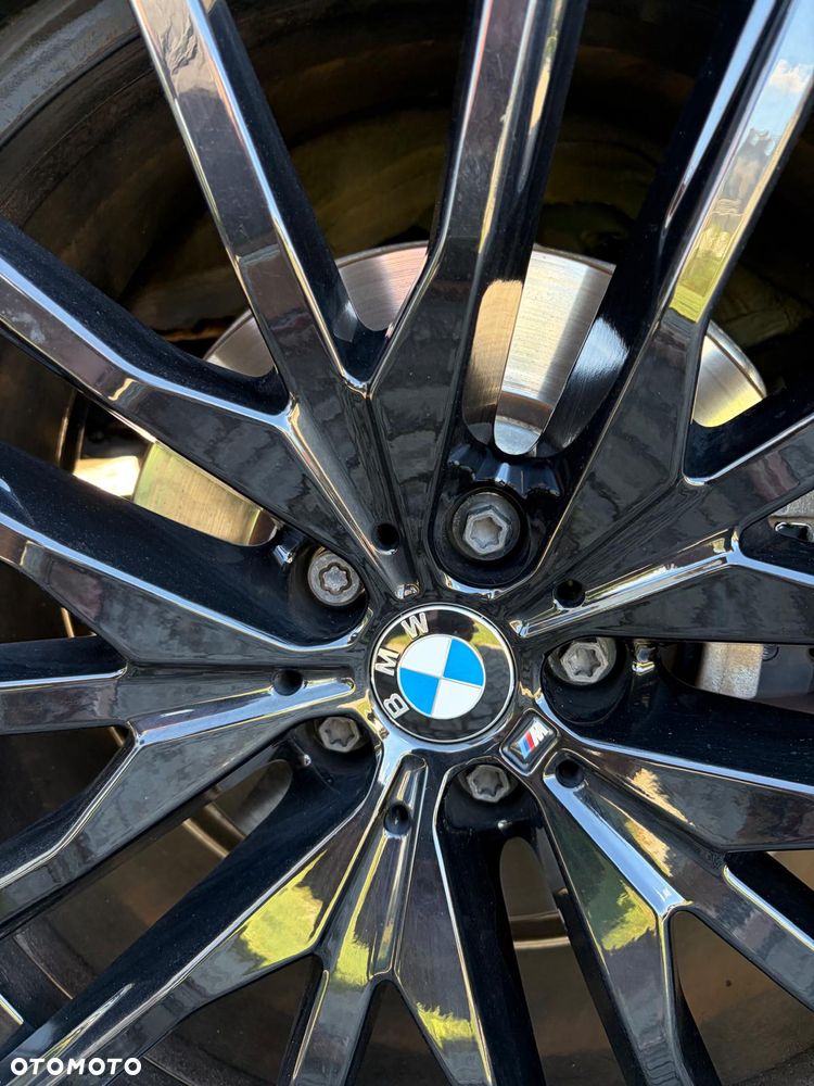 BMW X6 xDrive40d mHEV - 36