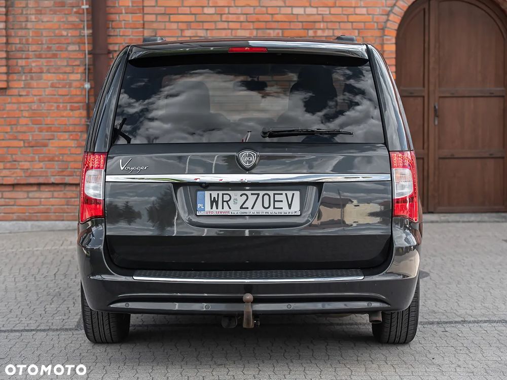 Lancia Voyager 2.8CRD Gold - 4