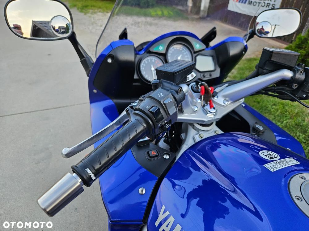 Yamaha FJR - 25