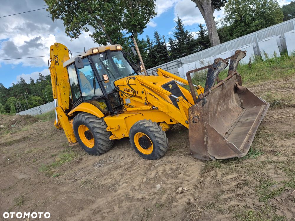 JCB 3cx na Rrównych kołach 4cx - 7