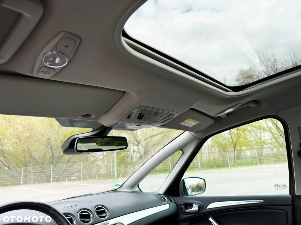 Ford S-Max 2.0 TDCi DPF Titanium - 23