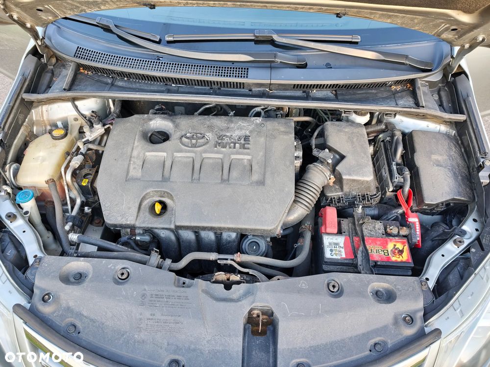 Toyota Avensis 1.8 Multidrive S Sol - 12