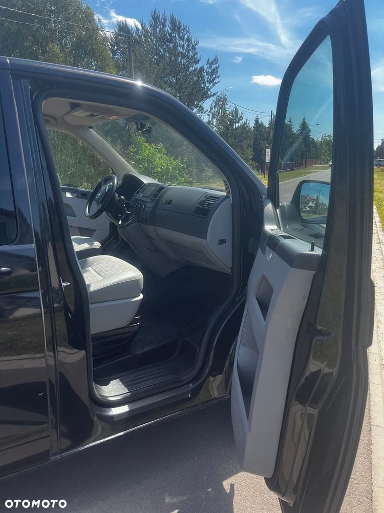 Volkswagen Transporter - 9