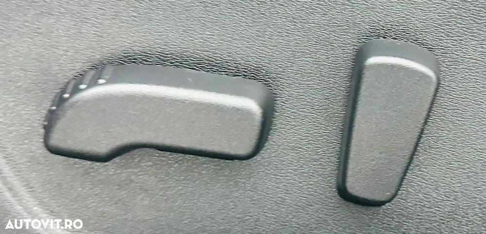 Nissan Qashqai 1.6 DCI Xtronic TEKNA - 14