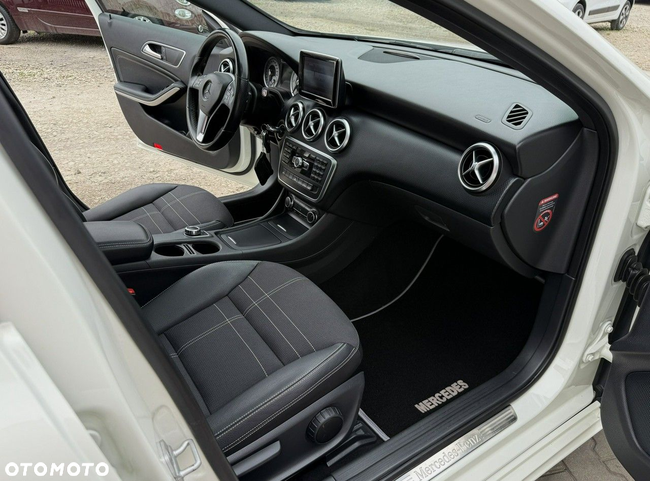 Mercedes-Benz Klasa A 220 CDI (BlueEFFICIENCY) 7G-DCT Urban - 24