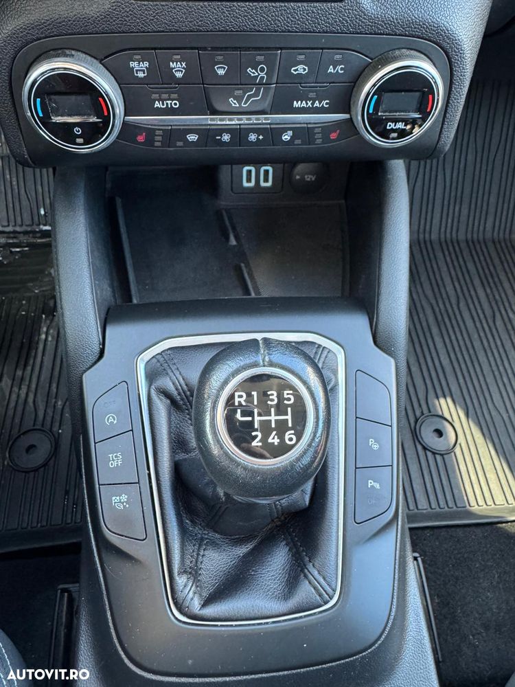 Ford Focus 1.5 EcoBlue Titanium - 13