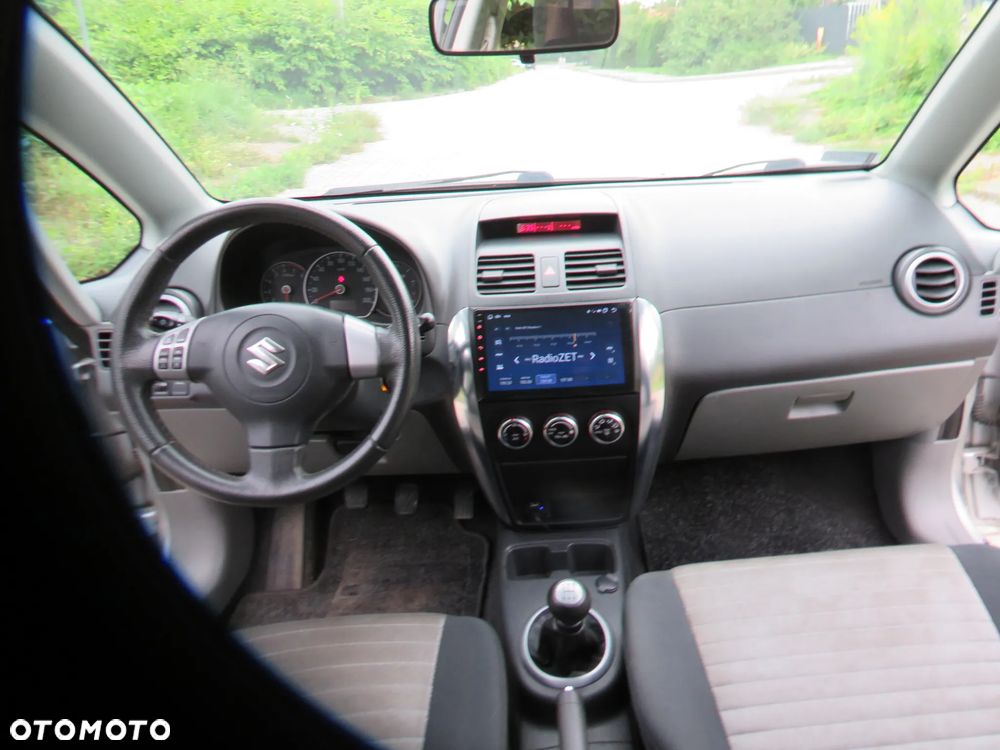 Suzuki SX4 1.6 VVT 4x2 Comfort - 16