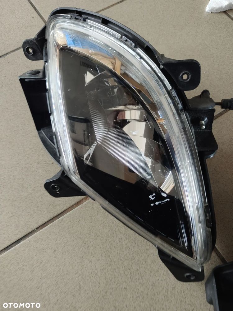 Hyundai IX20 halogen lewy prawy - 2