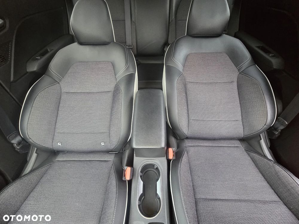 Renault Captur 1.0 TCe Techno - 28