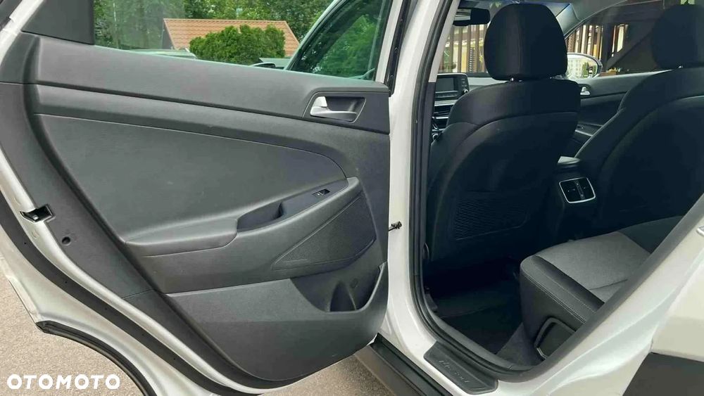 Hyundai Tucson 1.6 GDI BlueDrive Comfort 2WD - 9