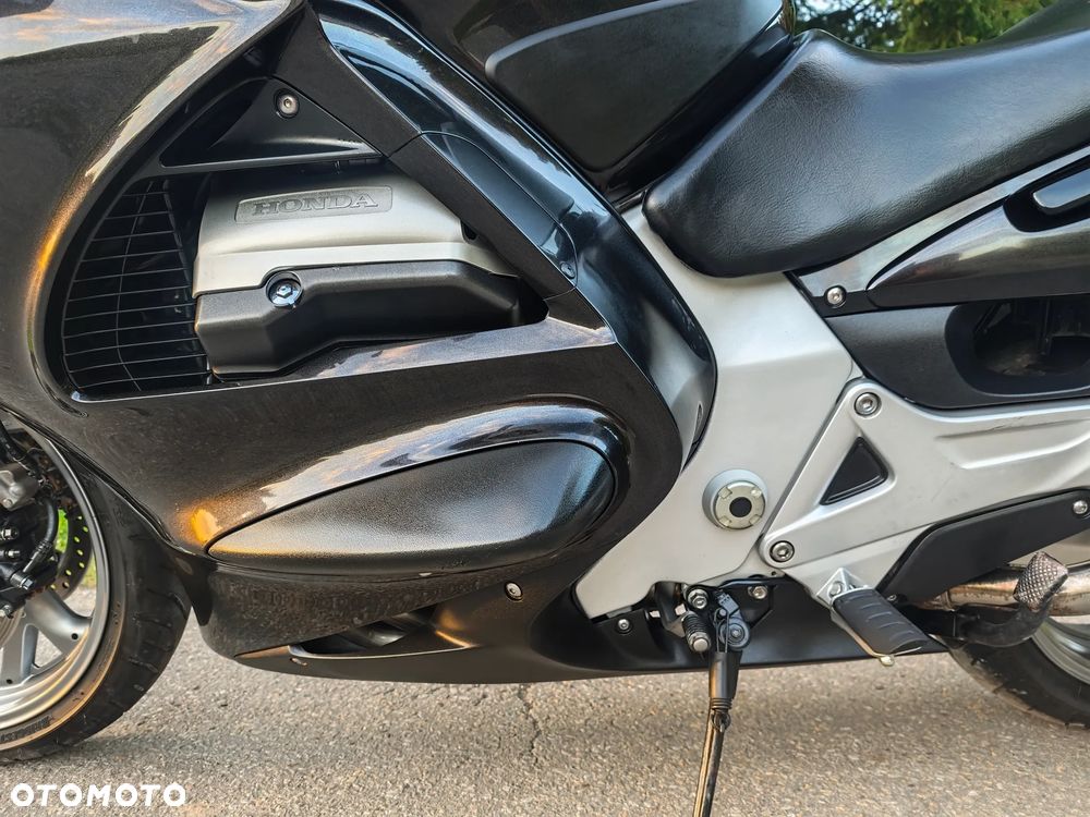 Honda ST - 17