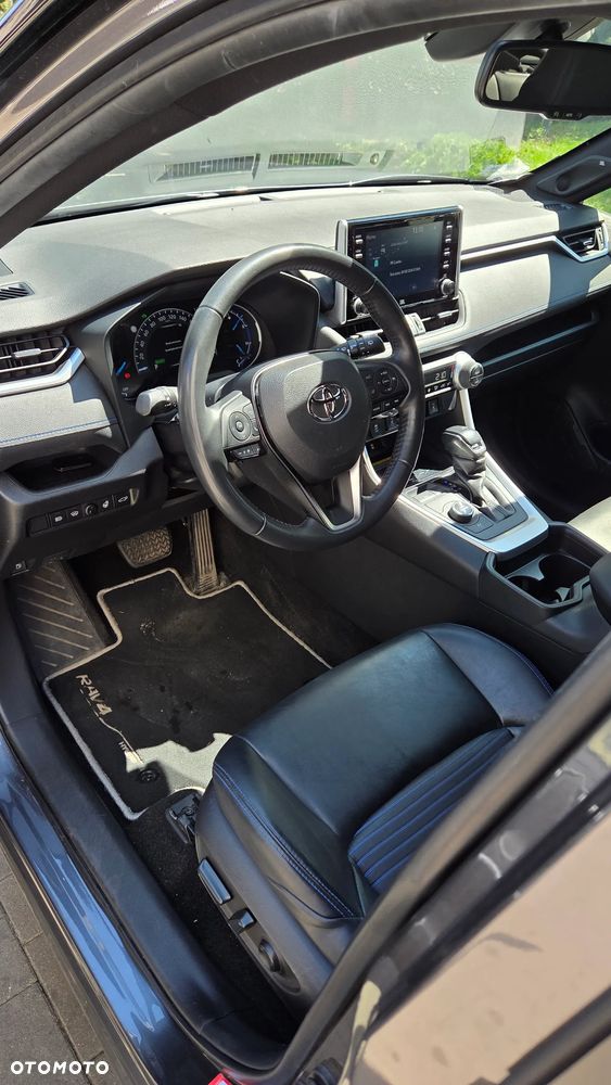 Toyota RAV4 - 15