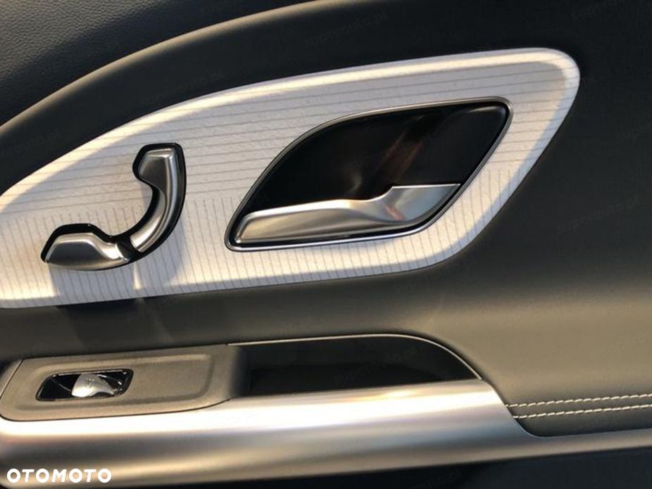 Mercedes-Benz CLA 200 mHEV 8G-DCT - 10
