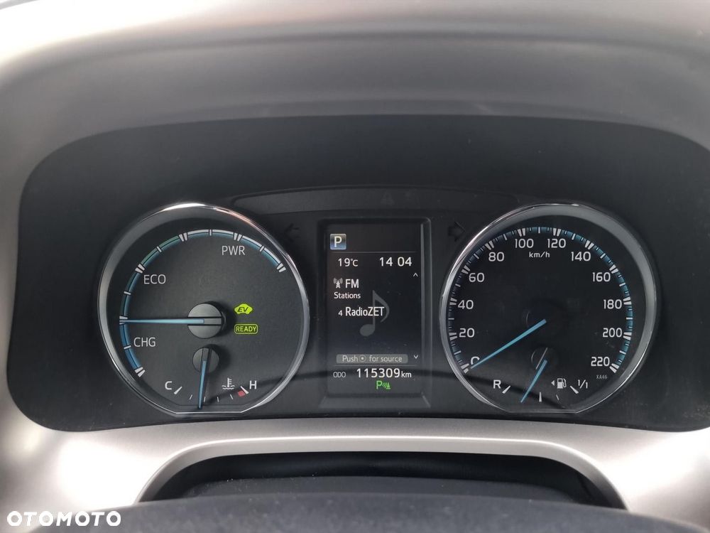Toyota RAV4 Hybrid Premium 4x4 - 17