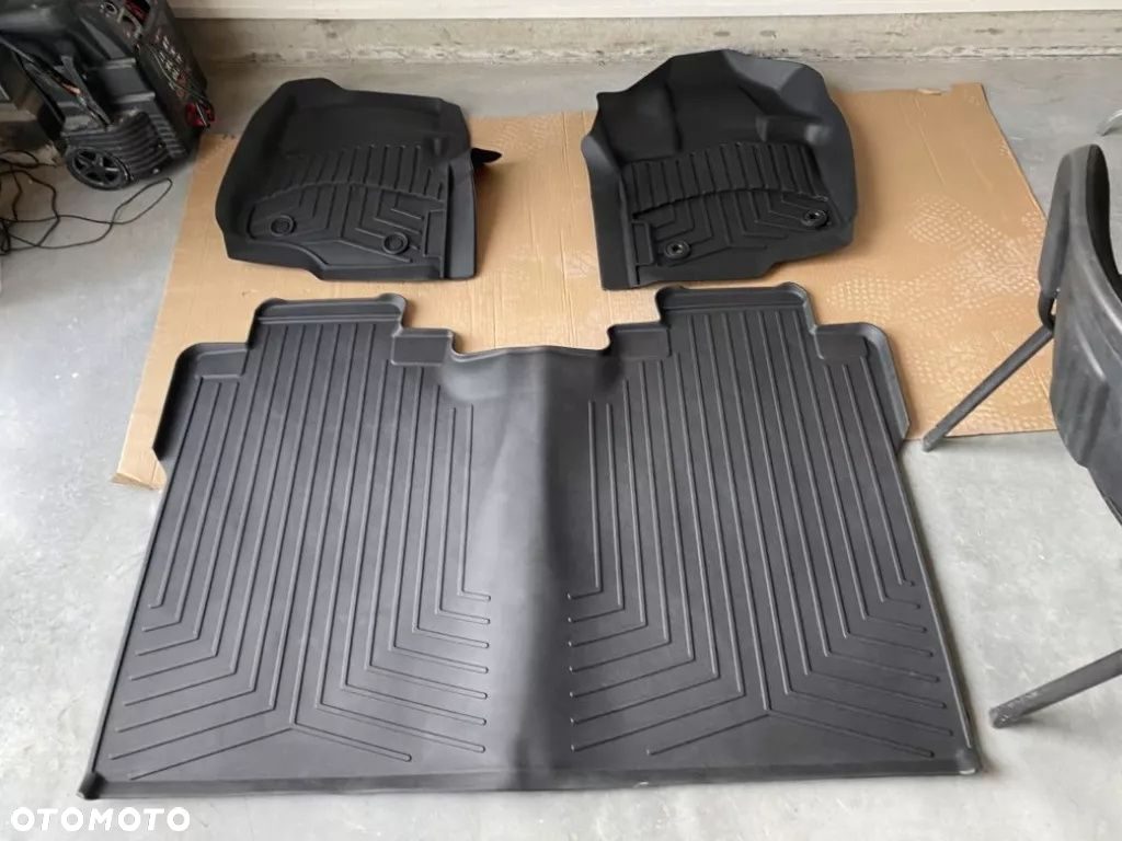 Gumowe dywaniki samochodowe Ford F150 2015-21 r. - 5