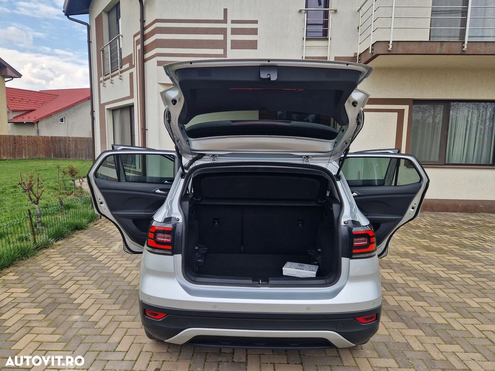 Volkswagen T-Cross 1.0 TSI DSG Life - 30