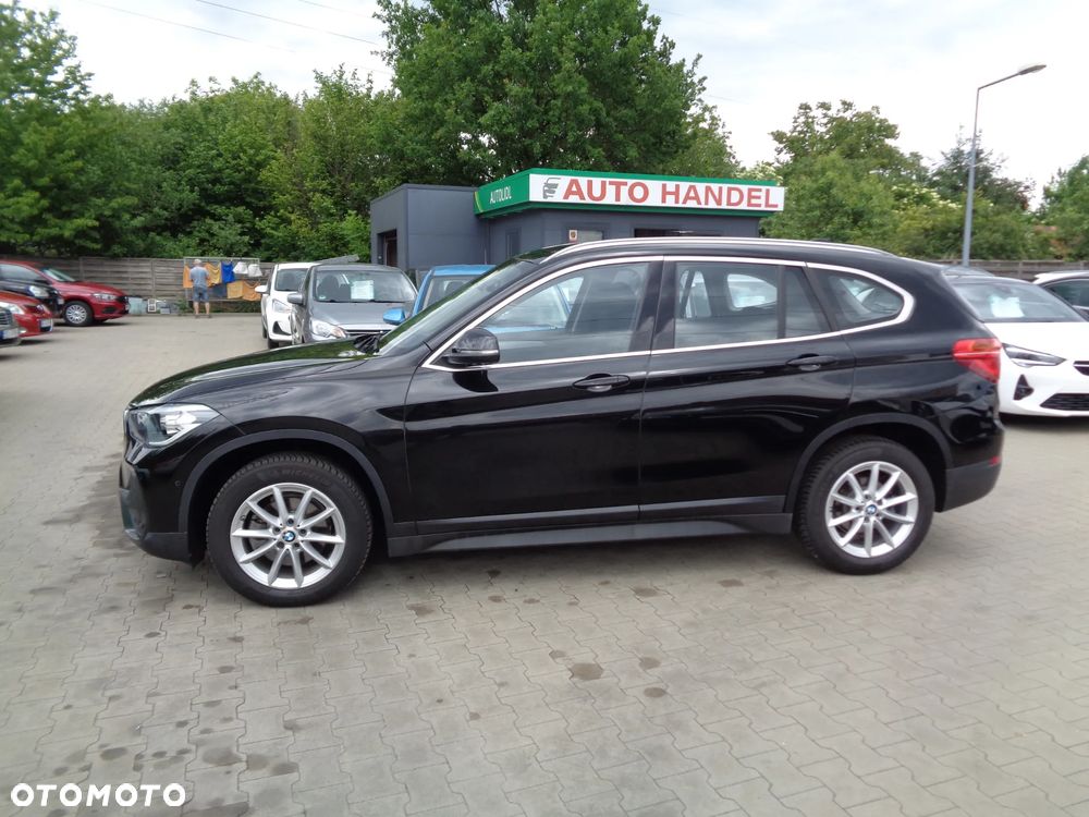 BMW X1 sDrive18d Sport Line - 1
