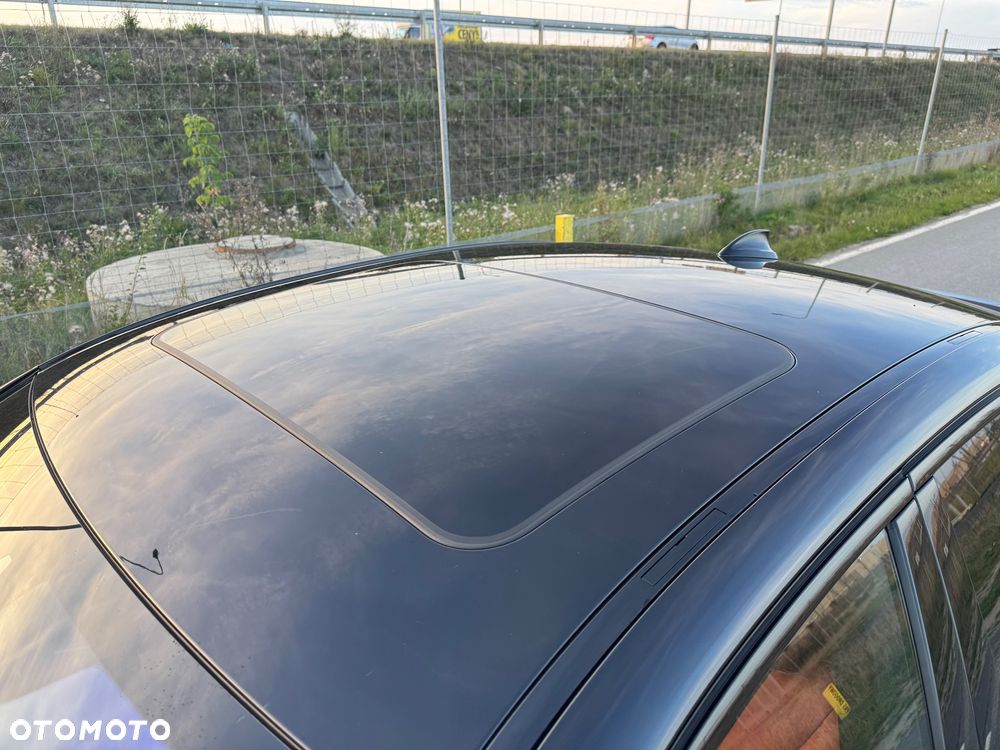 BMW Seria 3 M340i xDrive - 33