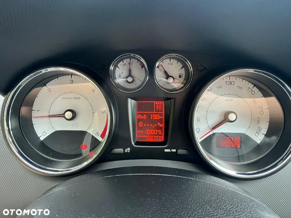 Peugeot 308 e-HDi FAP 110 Stop&Start EGS6 Active - 17