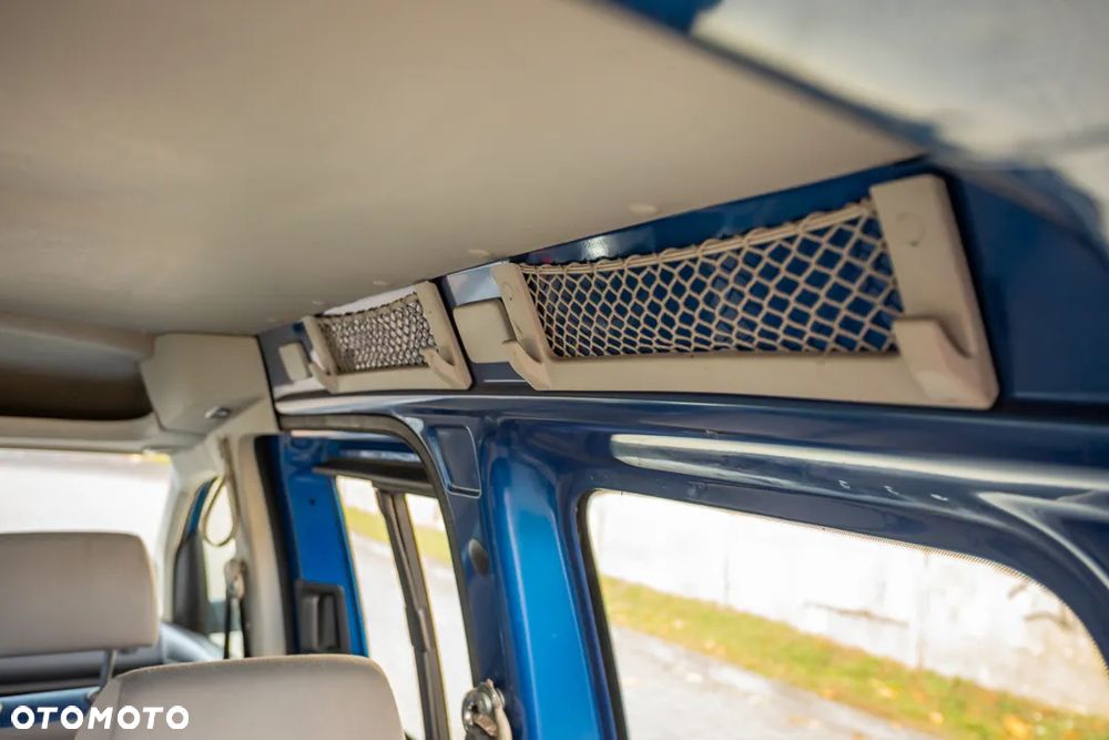 Volkswagen Caddy 1.9 Life Colour Concept - 23