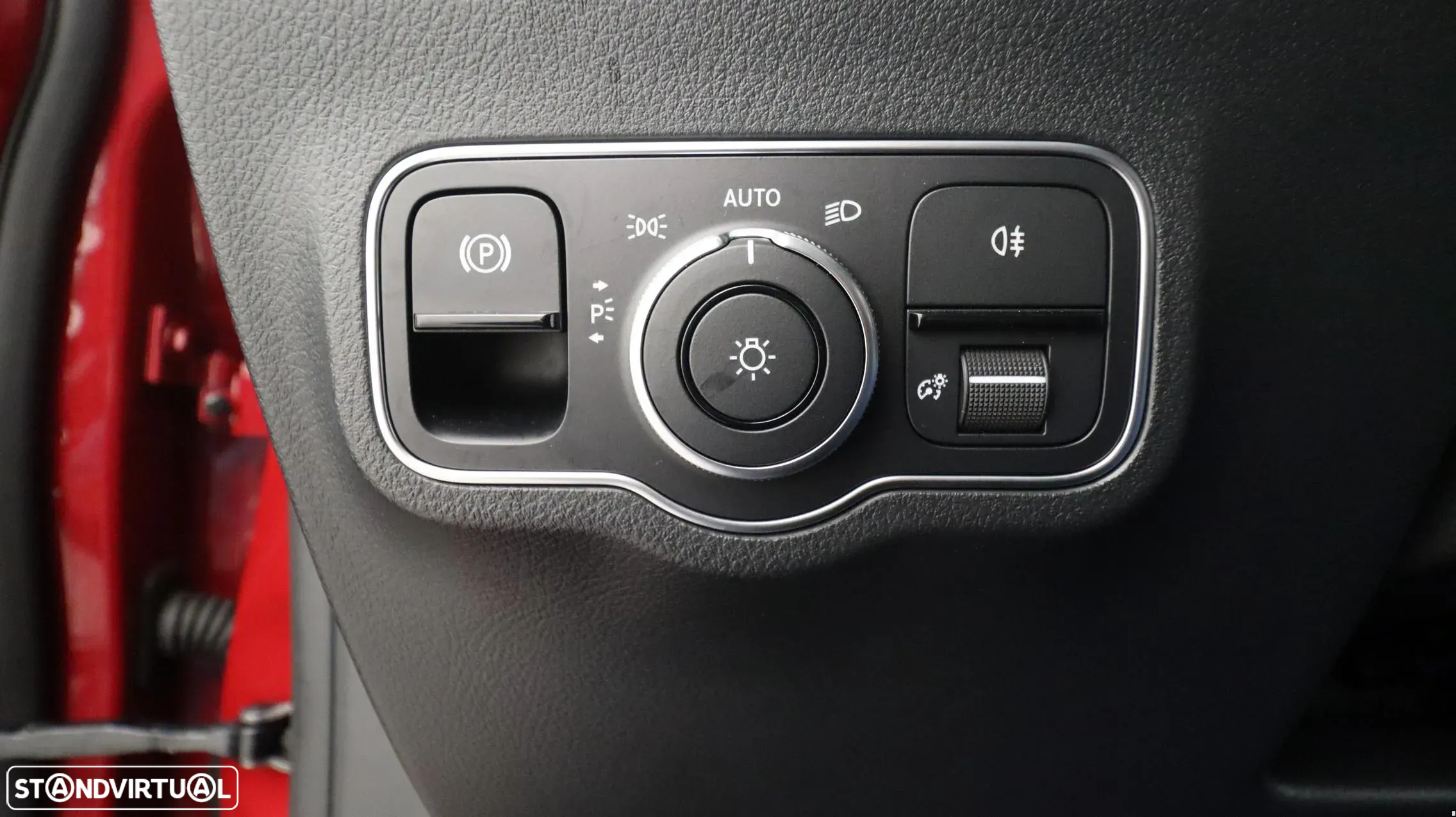Mercedes-Benz GLA 180 d AMG Line - 19
