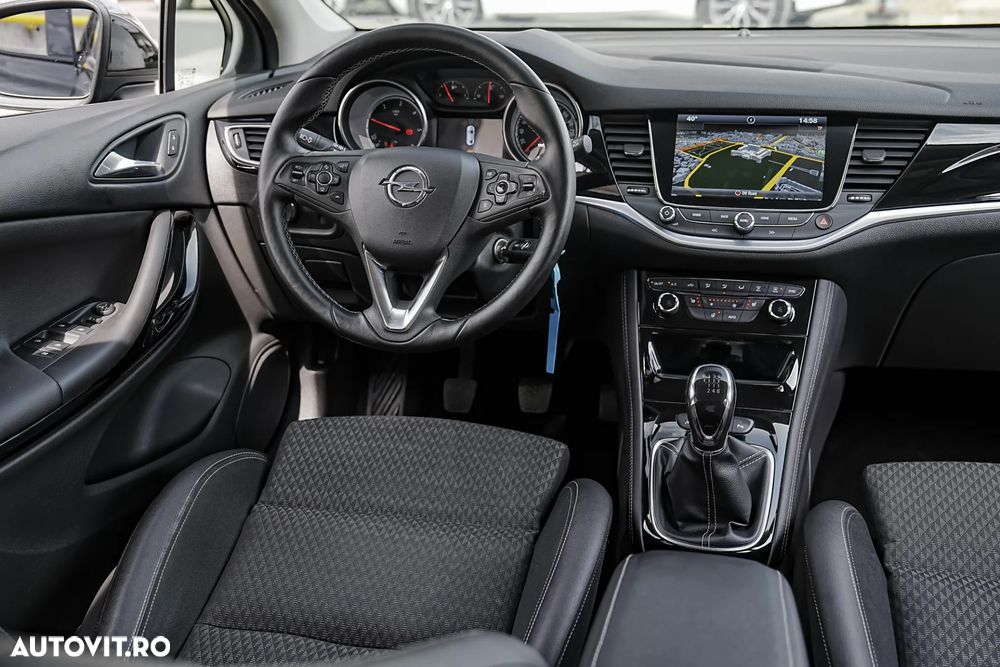 Opel Astra 1.6 CDTI ECOTEC ECOFlex Start/Stop Cosmo - 9