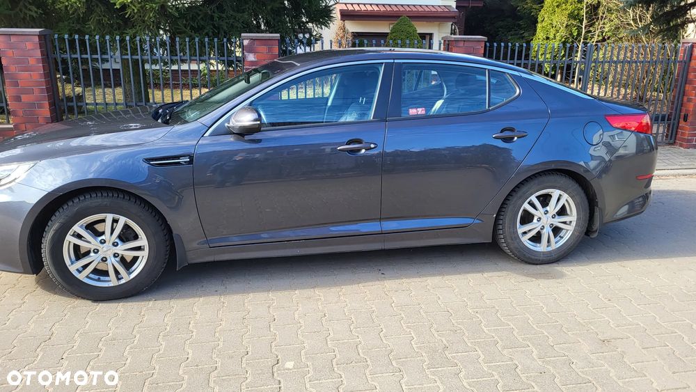 Kia Optima - 2
