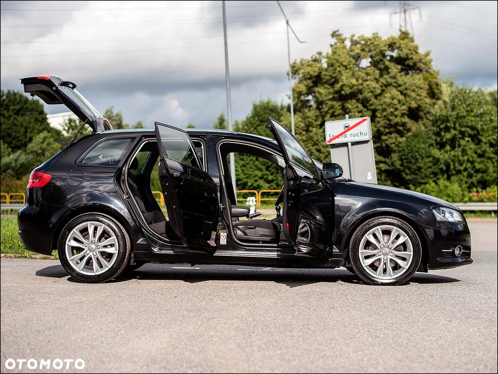 Audi A3 Sportback - 17