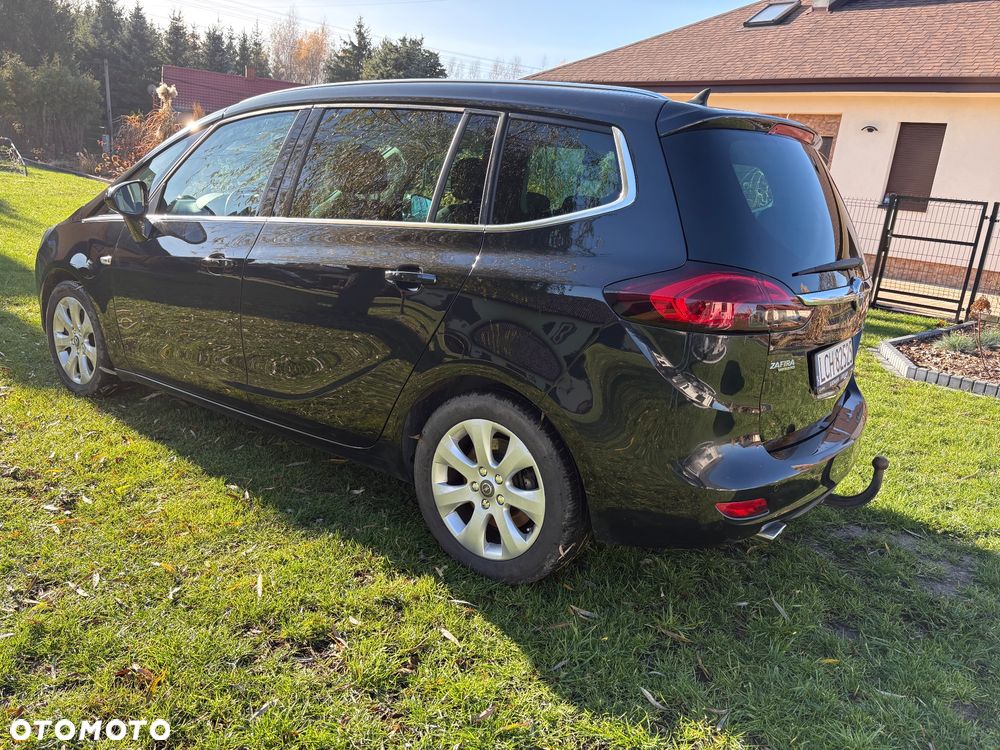 Opel Zafira 2.0 D (CDTI ecoFLEX) Start/Stop ON - 4