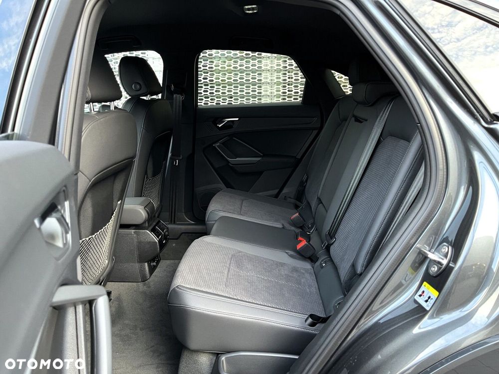 Audi Q3 Sportback - 23