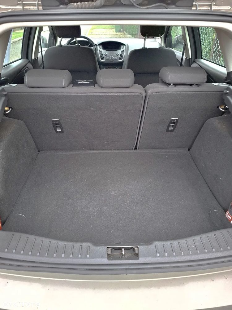 Ford Focus 1.0 EcoBoost Trend - 14