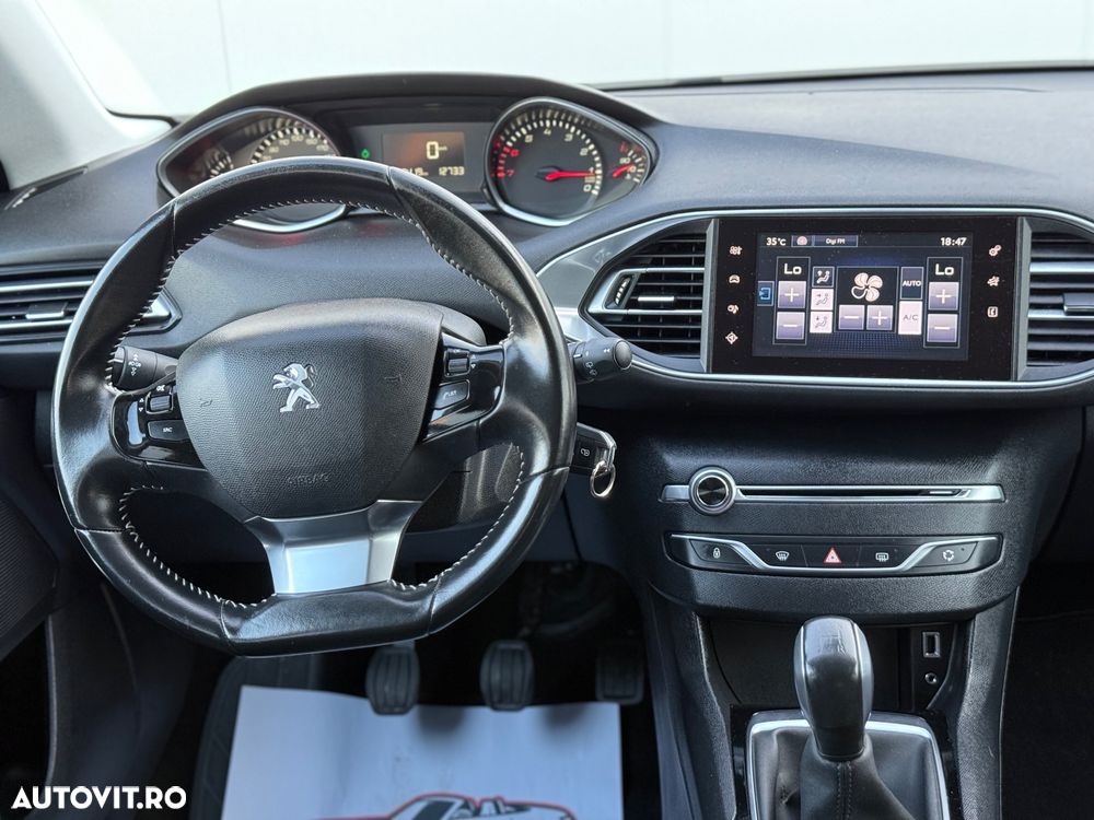 Peugeot 308 1.2 L PureTech Turbo Active - 9